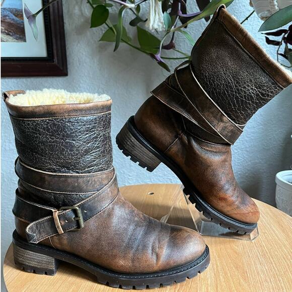 Ross & Snow Emilina Bomber Moto Distressed Leather Shearling Boots - Picture 5 of 10